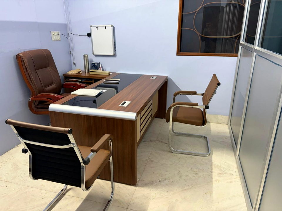 Consultation room inside Triveni Superspeciality Clinic.